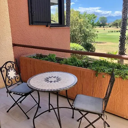 Cyprien Golf View 2 Bedrooms , 900 M From The Apartment