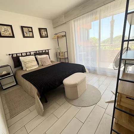Cyprien Golf View 2 Bedrooms , 900 M From The