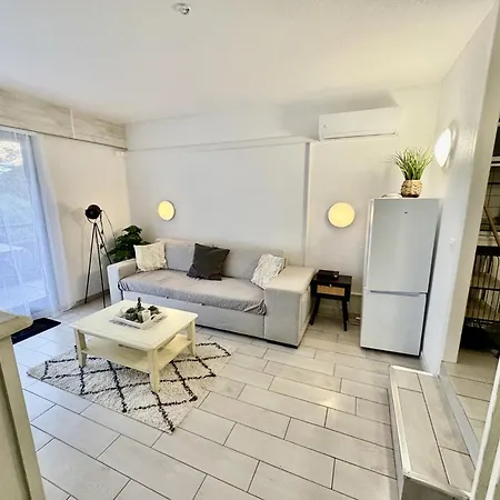 Cyprien Golf View 2 Bedrooms , 900 M From The Apartmán