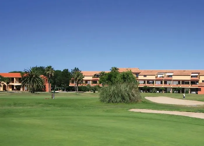 شقة Cyprien Golf View 2 Bedrooms , 900 M From The *