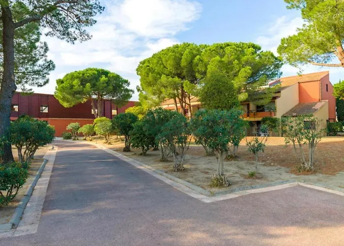 شقة Cyprien Golf View 2 Bedrooms , 900 M From The