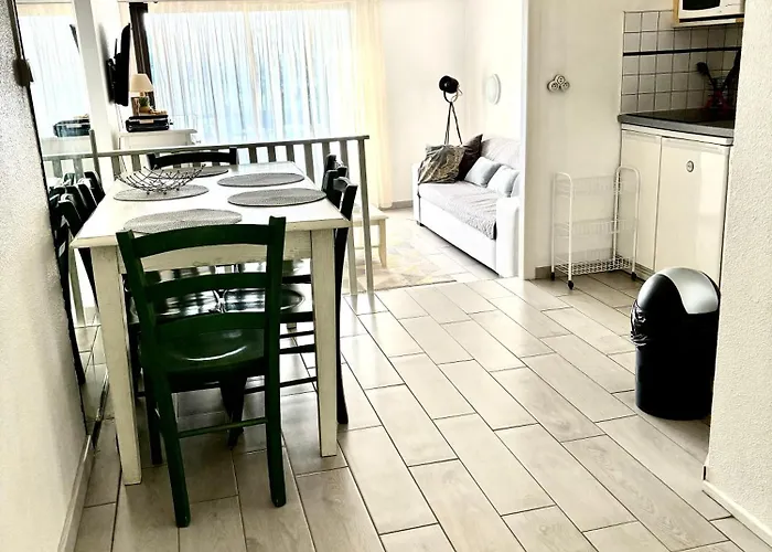 Cyprien Golf View 2 Bedrooms , 900 M From The *